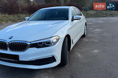 Седан BMW 5 Series 2017 в 