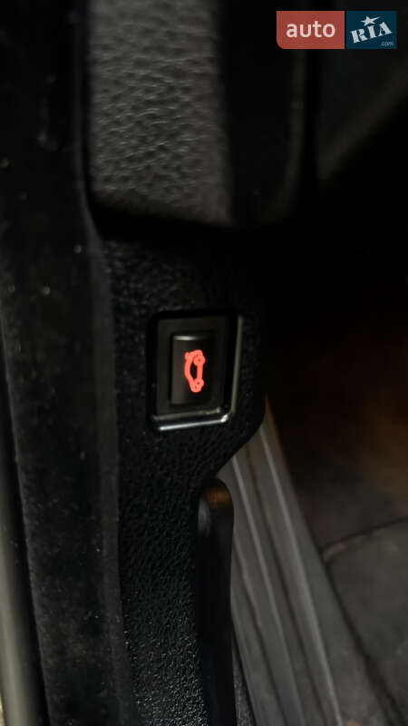 Седан BMW 5 Series 2013 в Ивано-Франковске