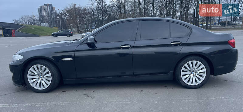 Седан BMW 5 Series 2013 в Киеве