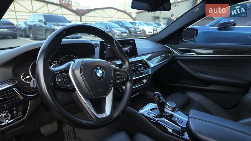 Седан BMW 5 Series 2017 в Киеве фото 7 Седан BMW 5 Series 2017 в Киеве