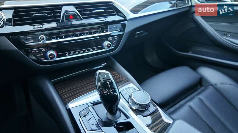 Седан BMW 5 Series 2017 в Киеве фото 10 Седан BMW 5 Series 2017 в Киеве