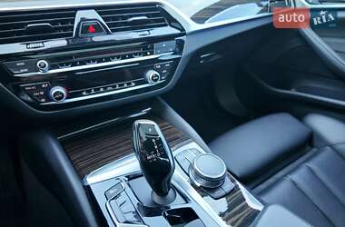 Седан BMW 5 Series 2017 в 