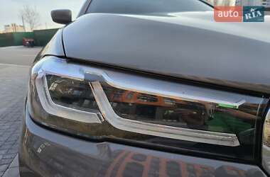 Седан BMW 5 Series 2021 в 