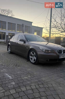 Седан BMW 5 Series 2005 в Снятині