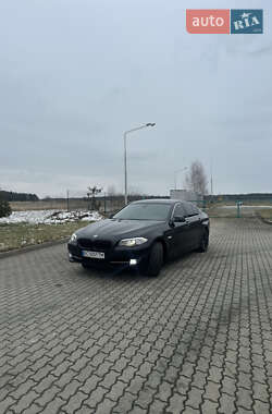 Седан BMW 5 Series 2011 в Львові