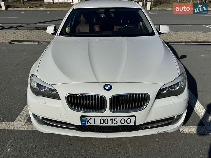 Седан BMW 5 Series 2012 в Києві