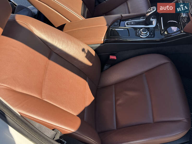 Седан BMW 5 Series 2012 в Києві