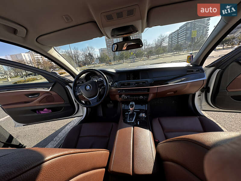 Седан BMW 5 Series 2012 в Києві