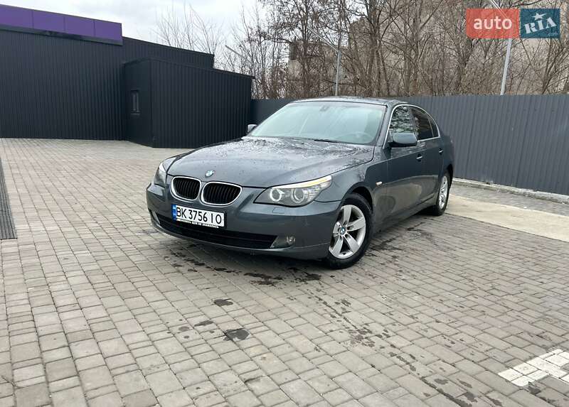 Седан BMW 5 Series 2008 в Ровно