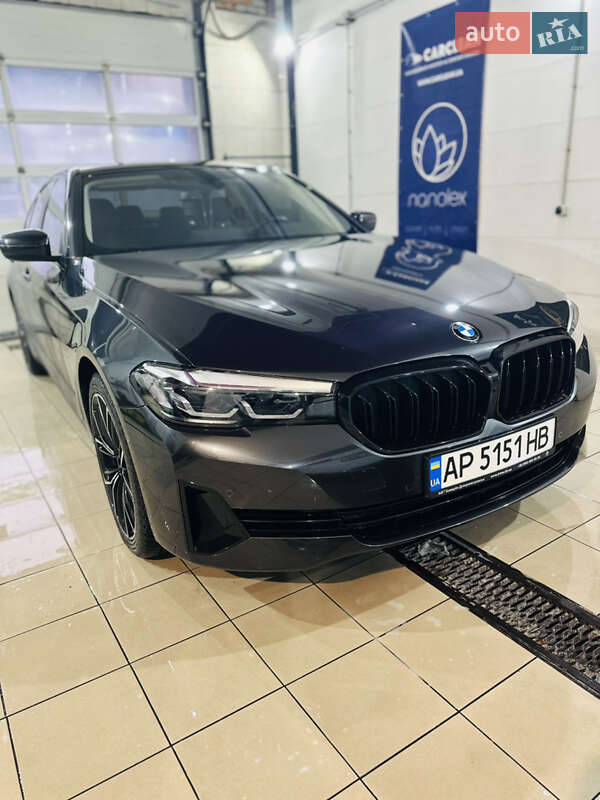 Седан BMW 5 Series 2021 в 