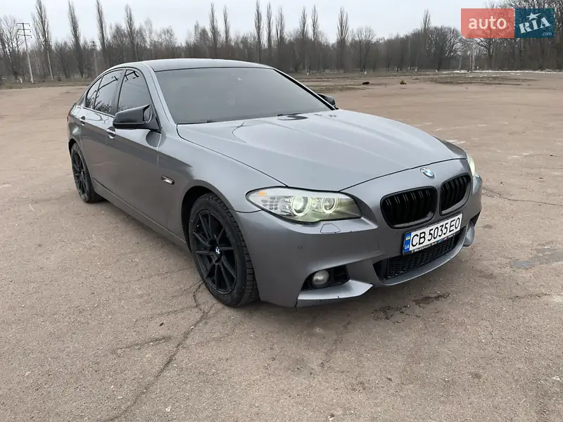 Седан BMW 5 Series 2010 в 
