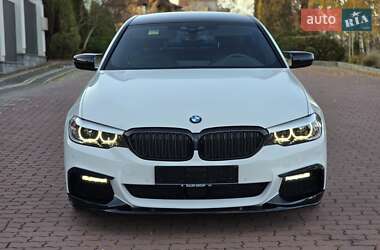 Седан BMW 5 Series 2018 в Черновцах