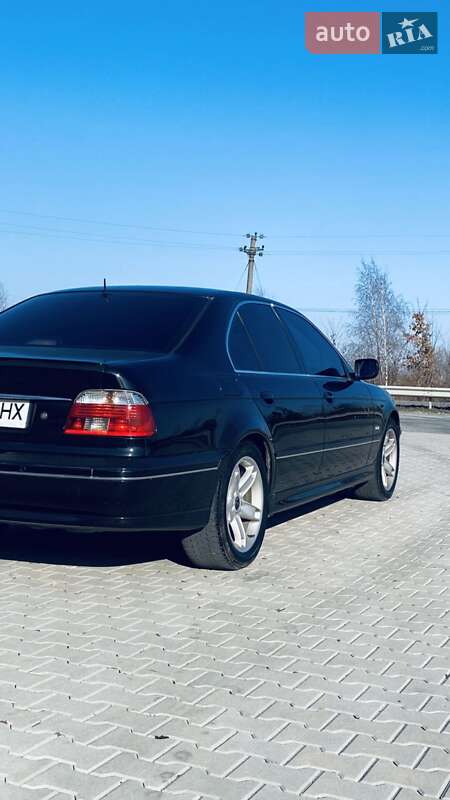 Седан BMW 5 Series 2003 в Ужгороде