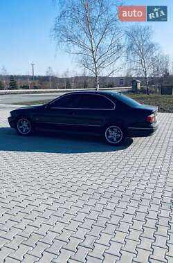Седан BMW 5 Series 2003 в 
