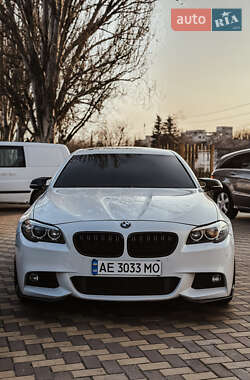 Седан BMW 5 Series 2014 в Миколаєві