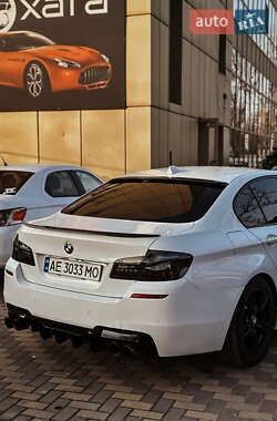 Седан BMW 5 Series 2014 в 
