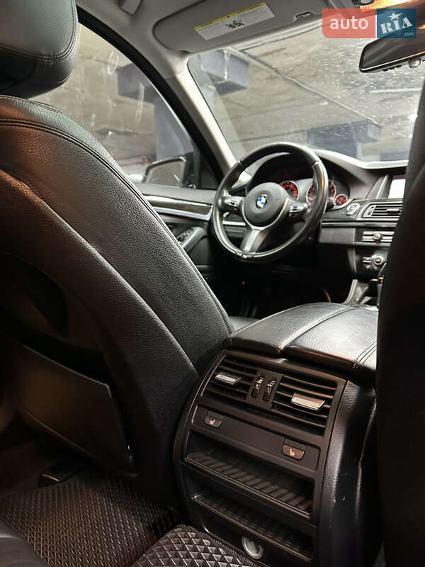 Седан BMW 5 Series 2014 в Одессе