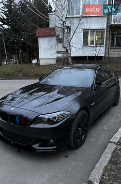 Седан BMW 5 Series 2011 в 