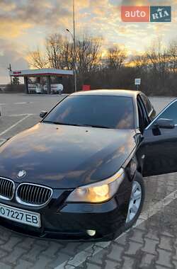 Седан BMW 5 Series 2004 в Бучаче