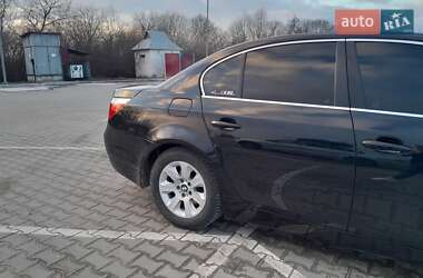 Седан BMW 5 Series 2004 в Бучаче