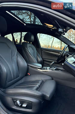 Седан BMW 5 Series 2017 в 