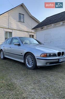 Седан BMW 5 Series 1997 в Ковелі