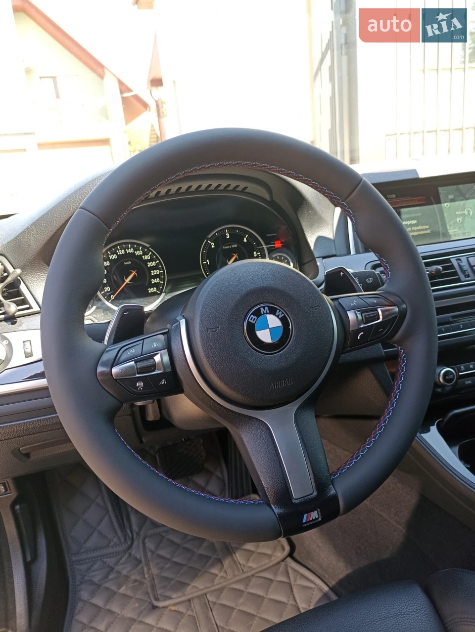 2013 BMW 5er - мініатюра 19