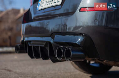 Универсал BMW 5 Series 2012 в 