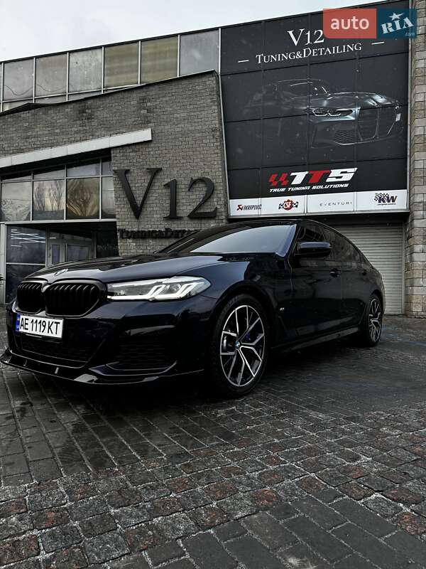 Седан BMW 5 Series 2023 в Дніпрі