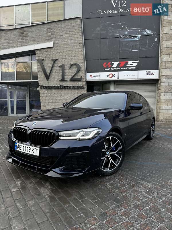 Седан BMW 5 Series 2023 в Дніпрі