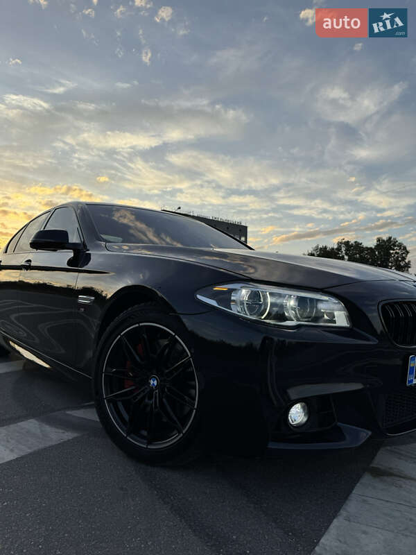 Седан BMW 5 Series 2013 в Хмельницком