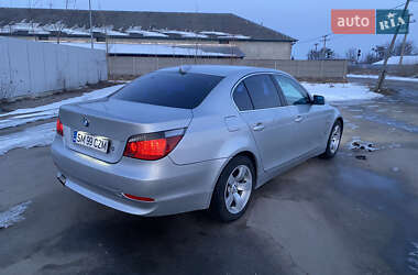 Седан BMW 5 Series 2004 в Рокитном