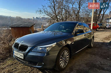 Седан BMW 5 Series 2009 в Умані