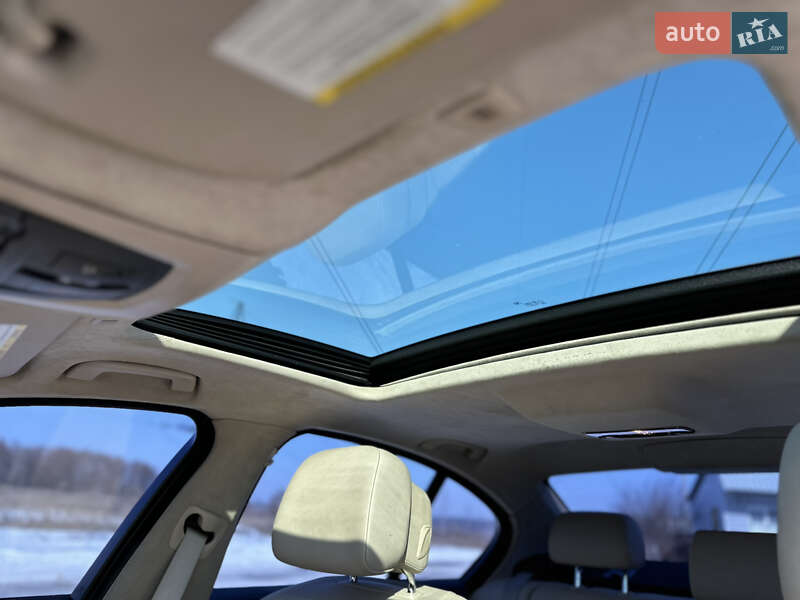 Седан BMW 5 Series 2012 в Ирпене