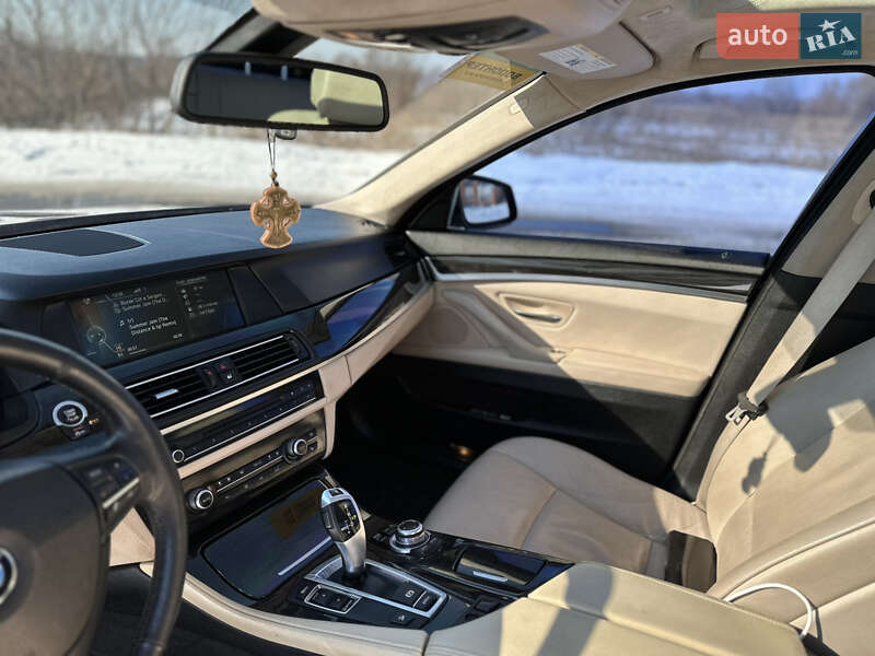 Седан BMW 5 Series 2012 в Ирпене