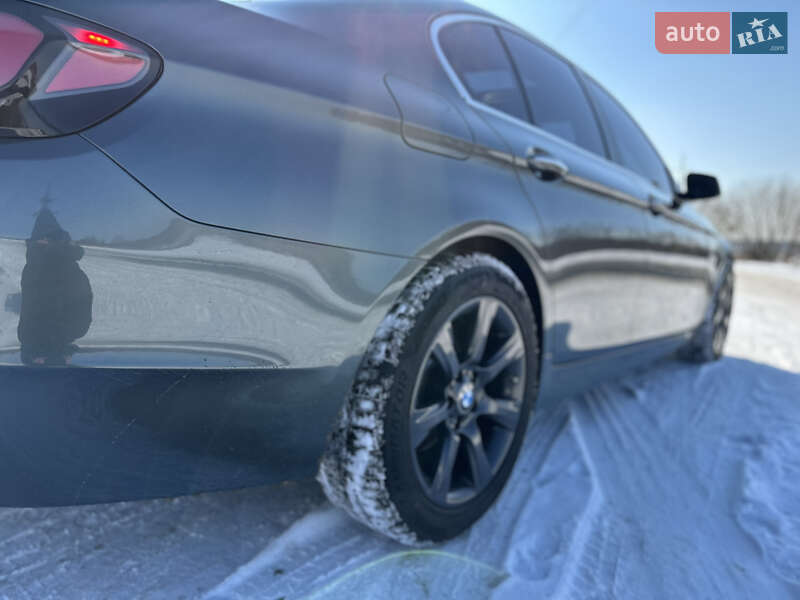 Седан BMW 5 Series 2012 в Ирпене