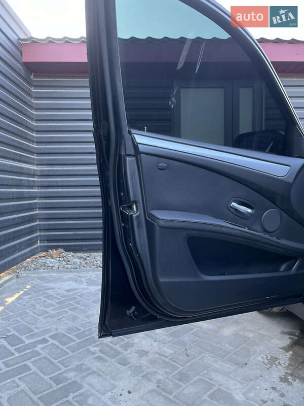Седан BMW 5 Series 2008 в Івано-Франківську фото 25 Седан BMW 5 Series 2008 в Івано-Франківську