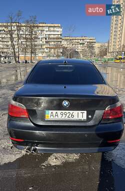 Седан BMW 5 Series 2004 в Києві