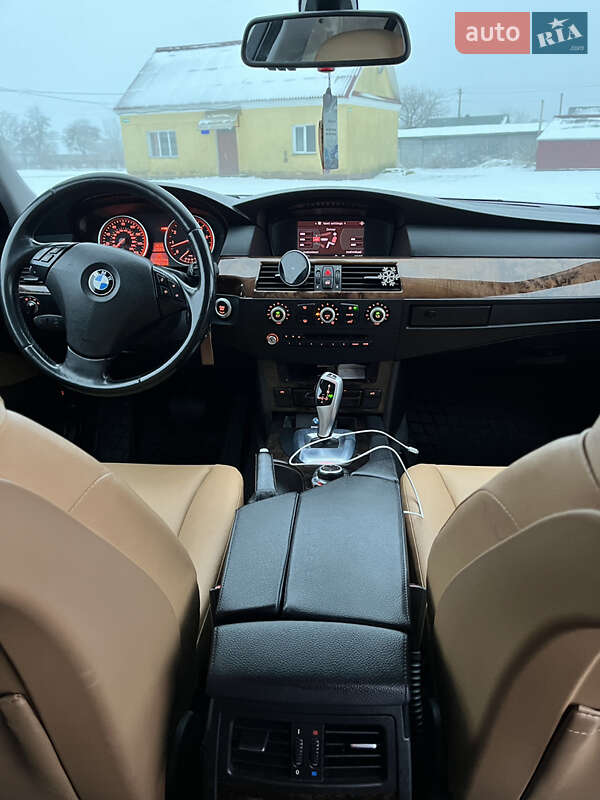 Седан BMW 5 Series 2009 в Почаєві