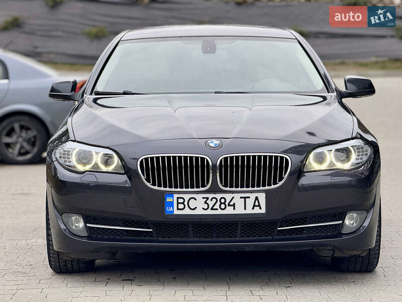 Седан BMW 5 Series 2010 в Яворові