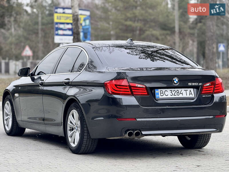 Седан BMW 5 Series 2010 в Яворові