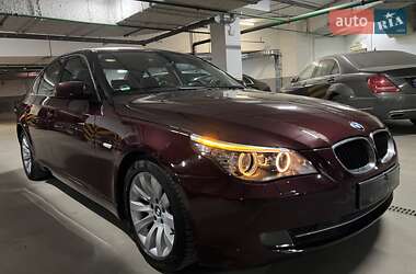 Седан BMW 5 Series 2007 в 