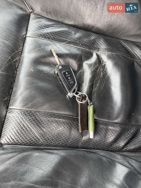 Універсал BMW 5 Series 2003 в Нововолинську