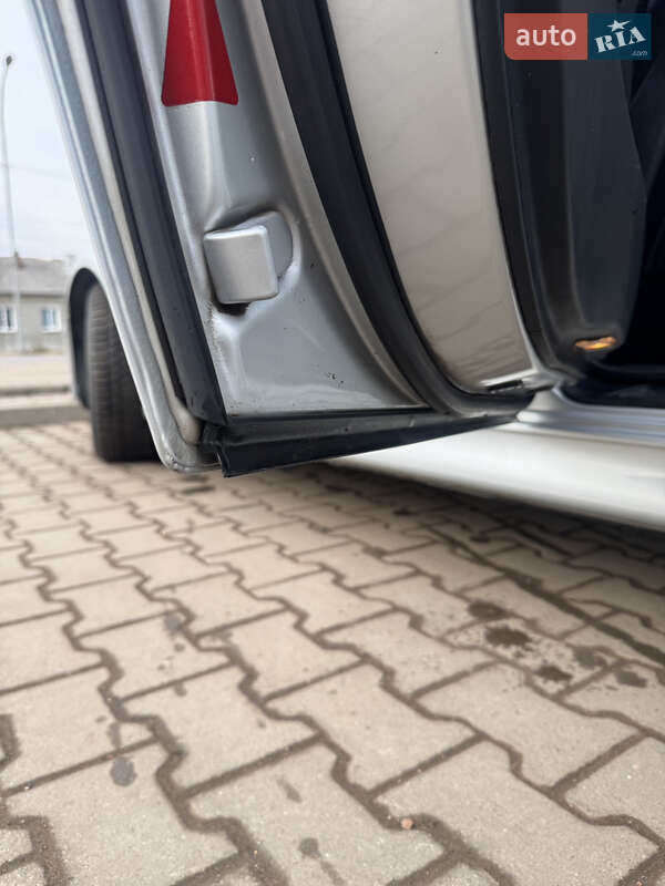 Універсал BMW 5 Series 2003 в Нововолинську