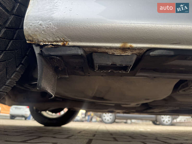 Універсал BMW 5 Series 2003 в Нововолинську