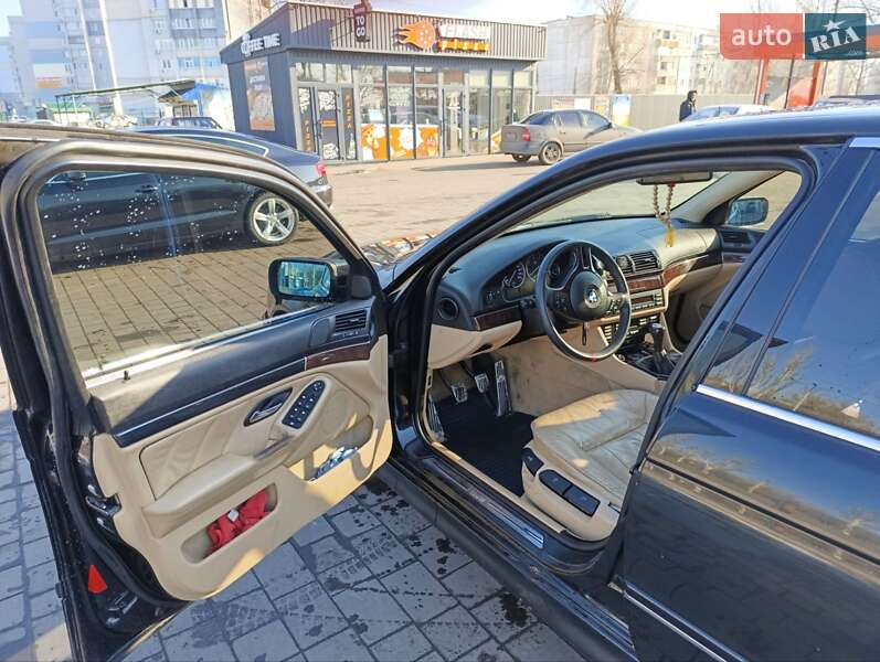 Седан BMW 5 Series 2002 в Знам'янці