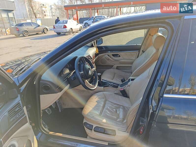 Седан BMW 5 Series 2002 в Знам'янці