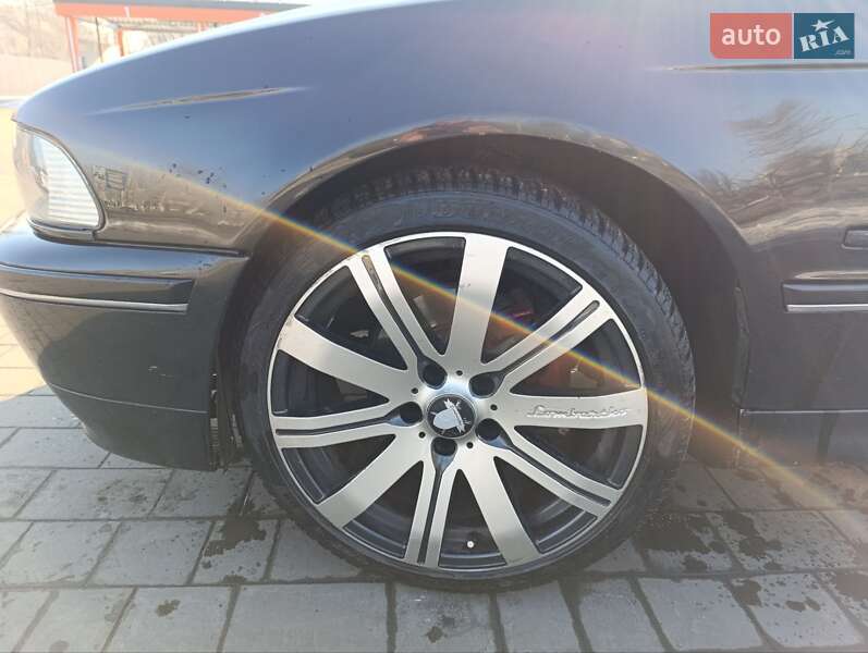 Седан BMW 5 Series 2002 в Знам'янці