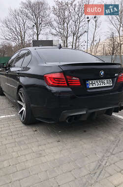 Седан BMW 5 Series 2012 в 