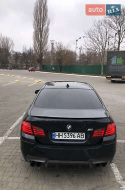 Седан BMW 5 Series 2012 в 